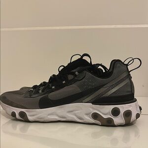 Nike React Element 87